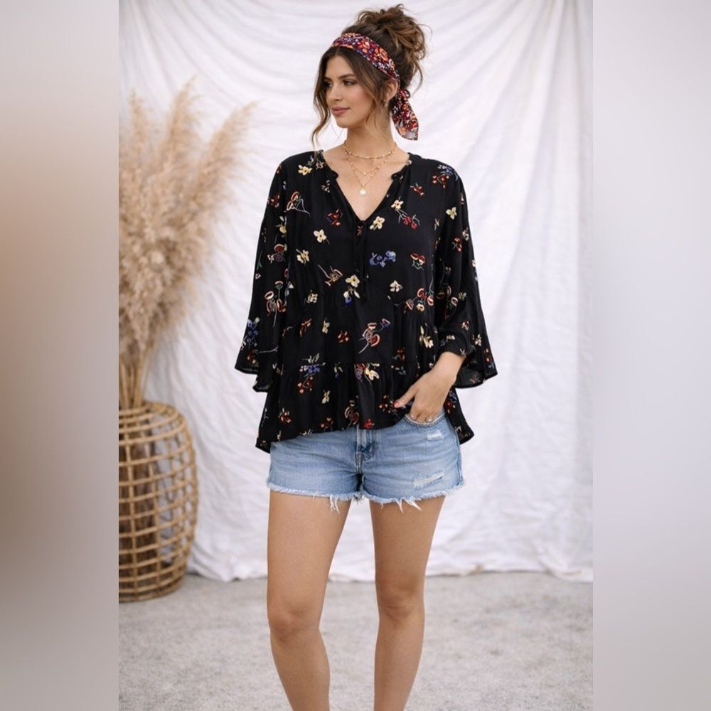 Anthropologie Parvati Floral Boho Embroidered Top Size Medium